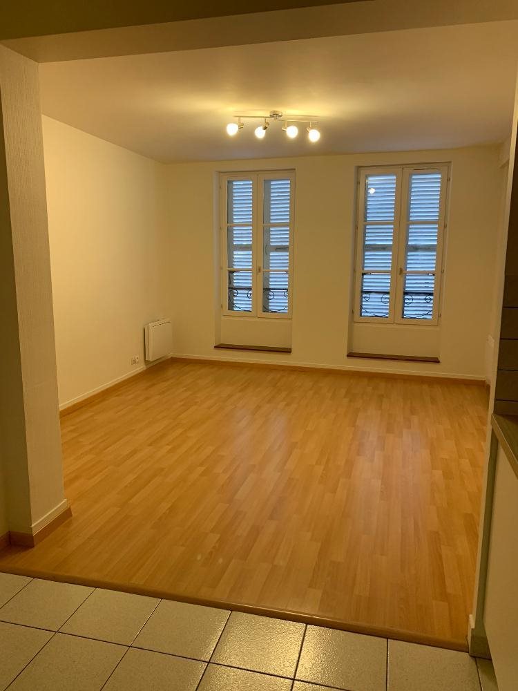 Appartement à louer, 70m², Auxerre