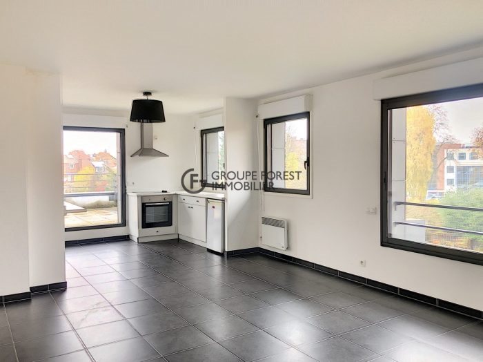 Appartement à louer, 81m², Croix