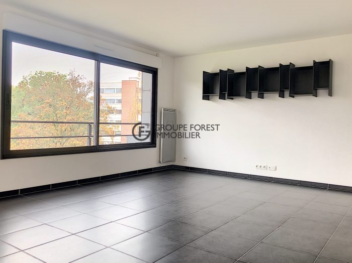 Appartement à louer, 81m², Croix