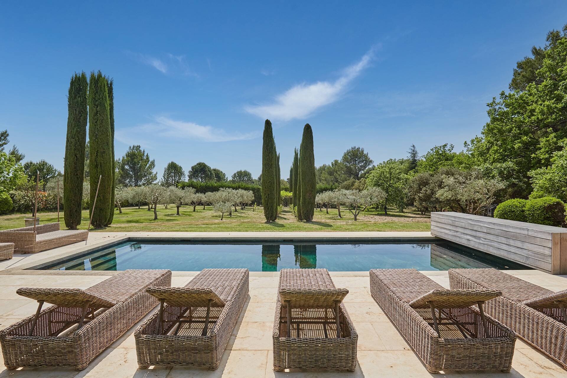 Maison à louer, 293m², Puyricard