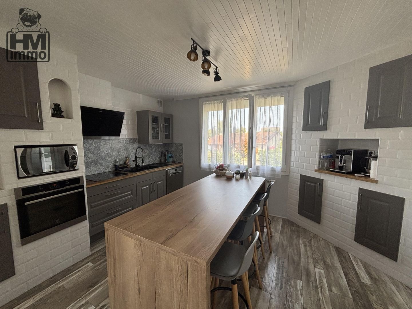 Maison à vendre, 200m², Saint-Yrieix-la-Perche