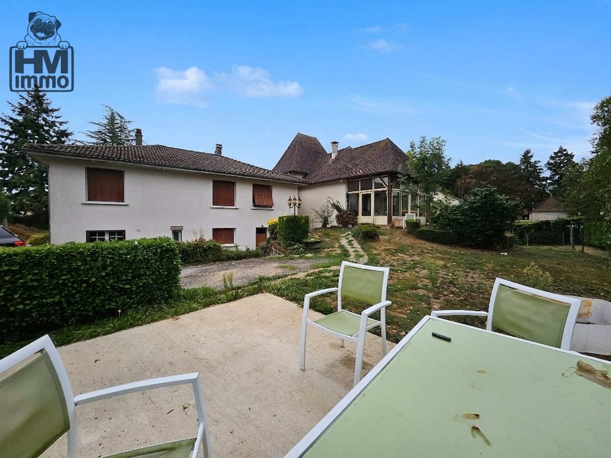 Maison à vendre, 181m², Saint-Yrieix-la-Perche