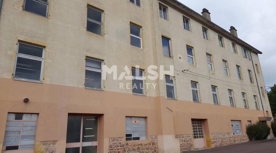Maison à vendre, 1950m², Chauffailles