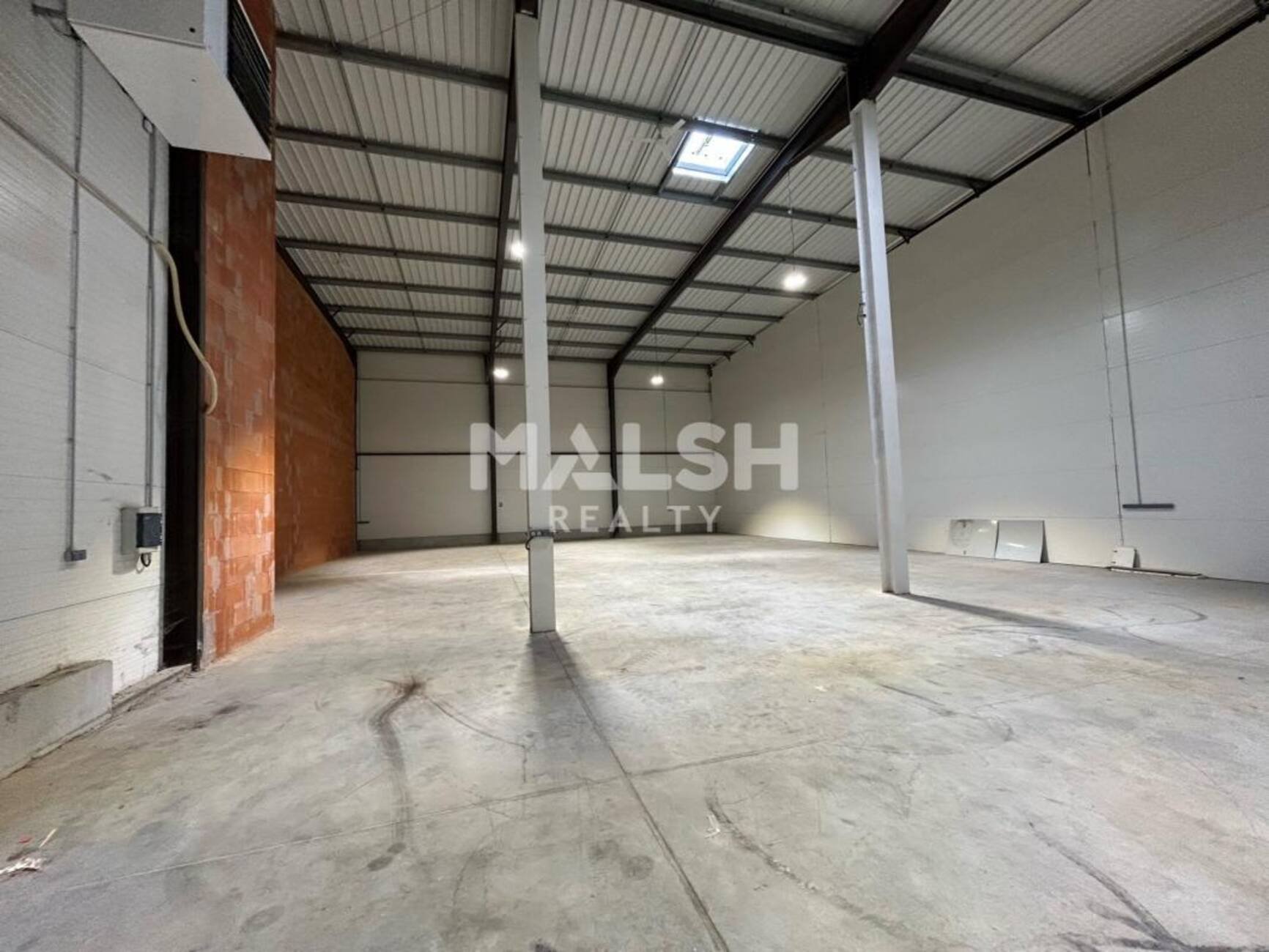 Maison à louer, 743m², Valence