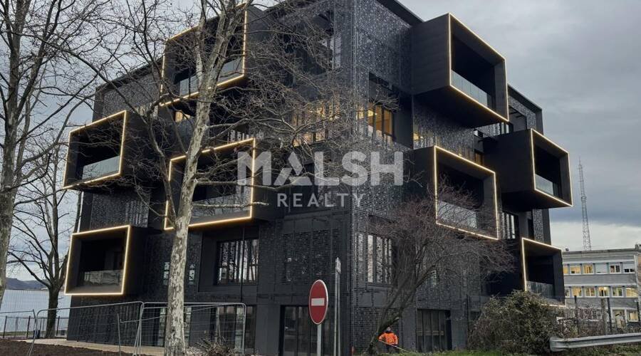 Maison à vendre, 1356m², Saint-Étienne
