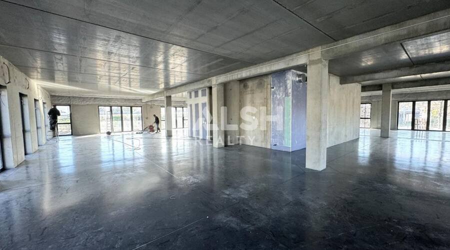 Maison à vendre, 1356m², Saint-Étienne