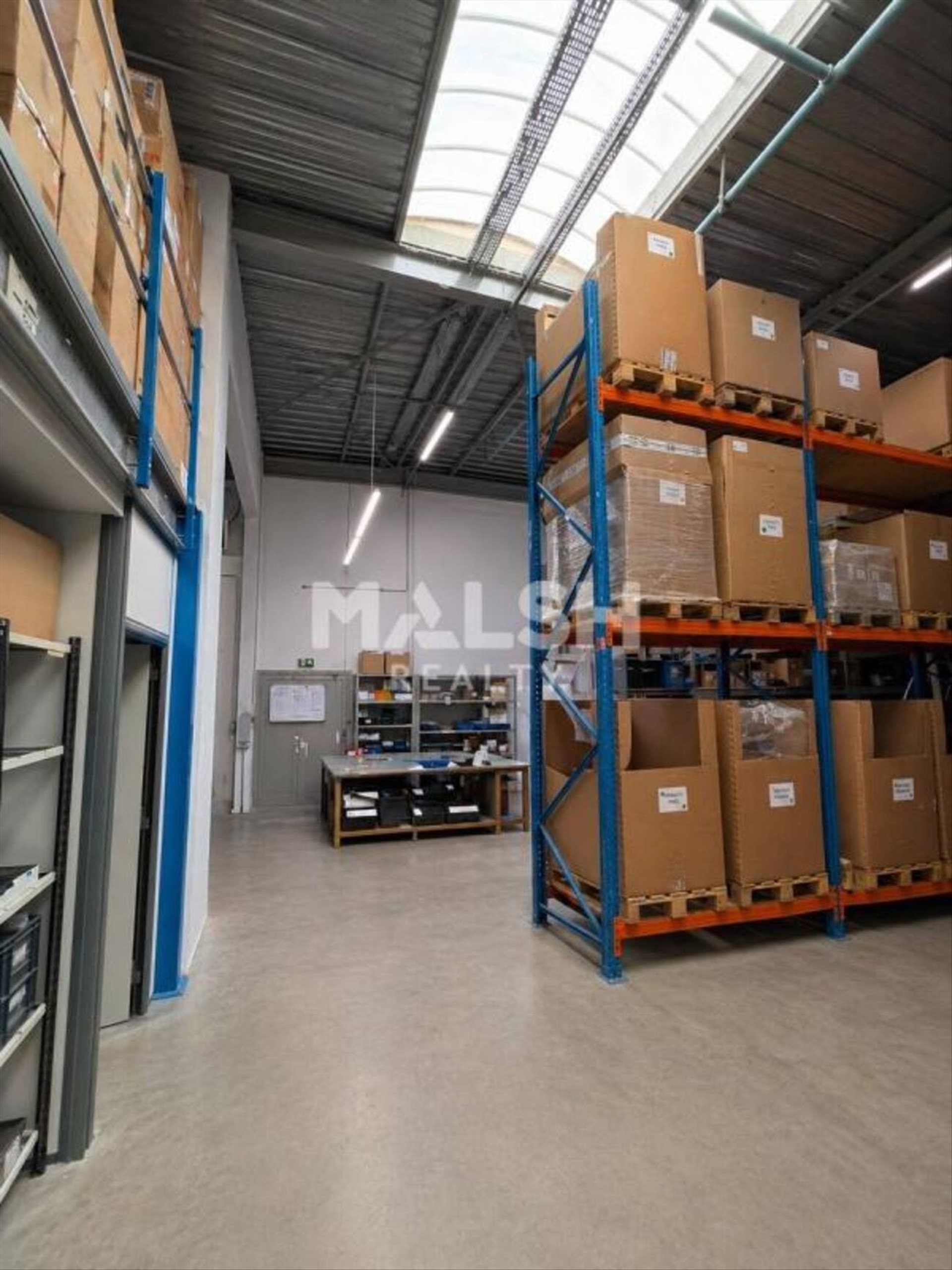 Maison à vendre, 1400m², Décines-Charpieu