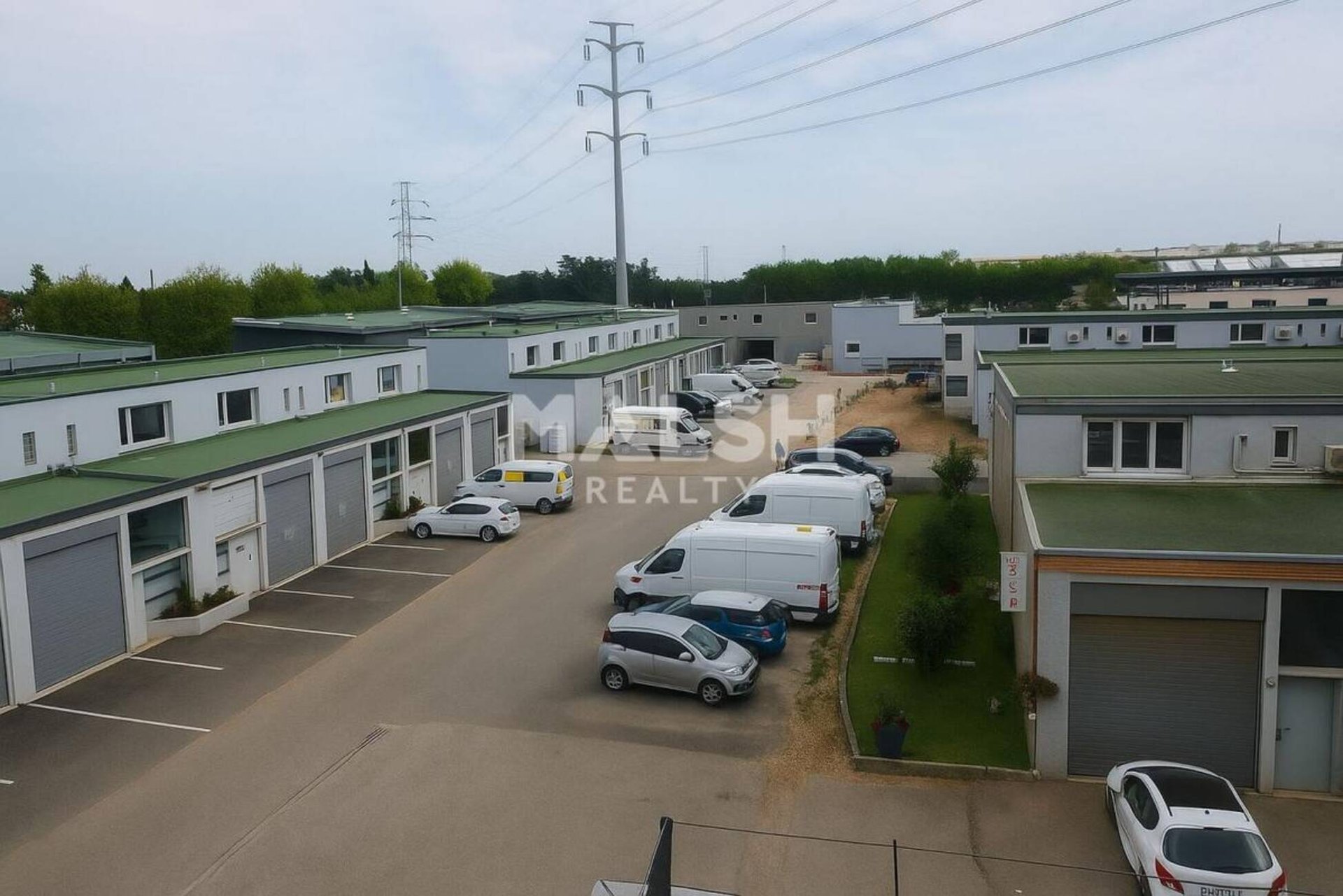 Maison à louer, 398m², Vénissieux