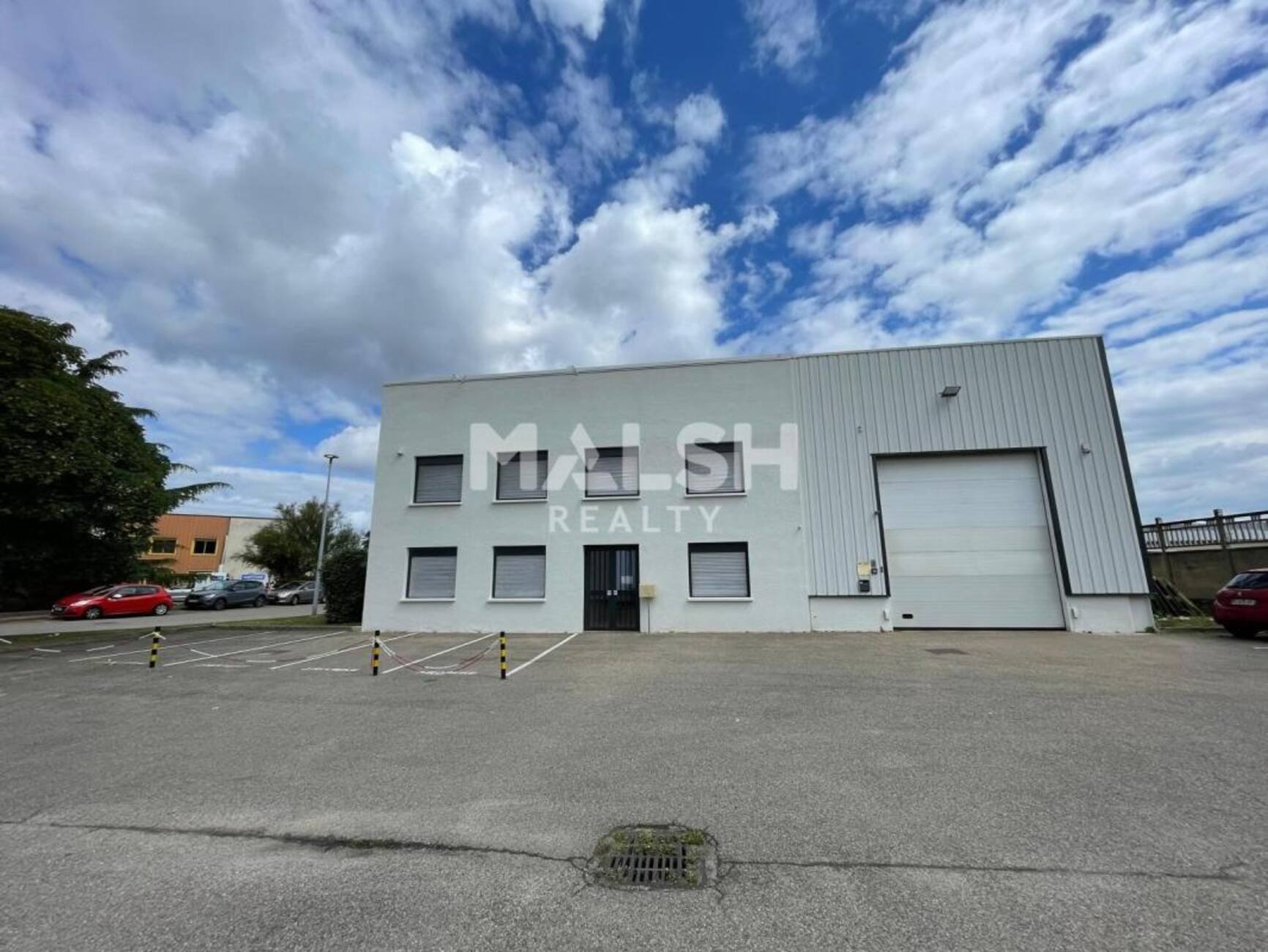 Maison à louer, 1275m², Vénissieux