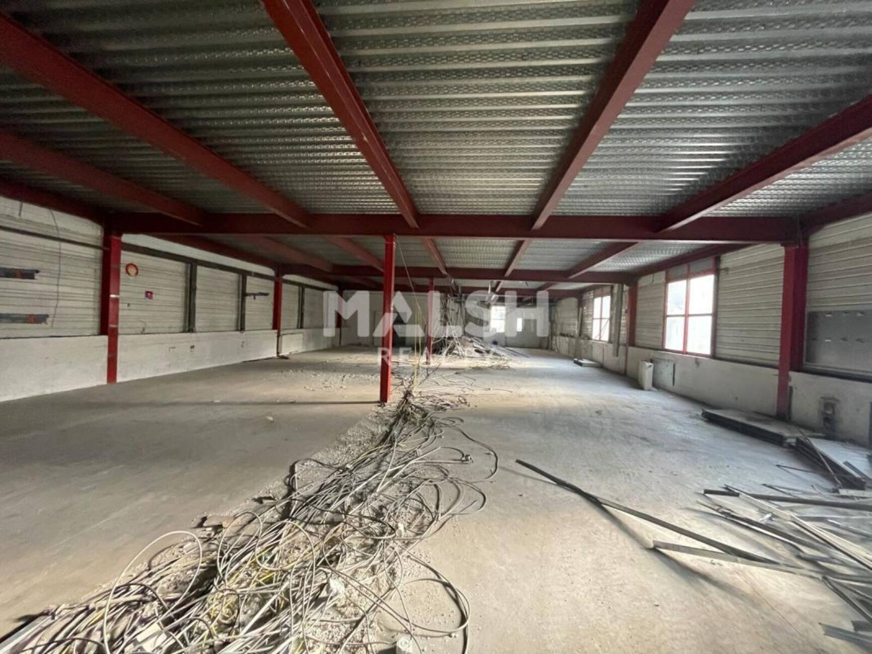 Maison à louer, 755m², Fontaines-Saint-Martin