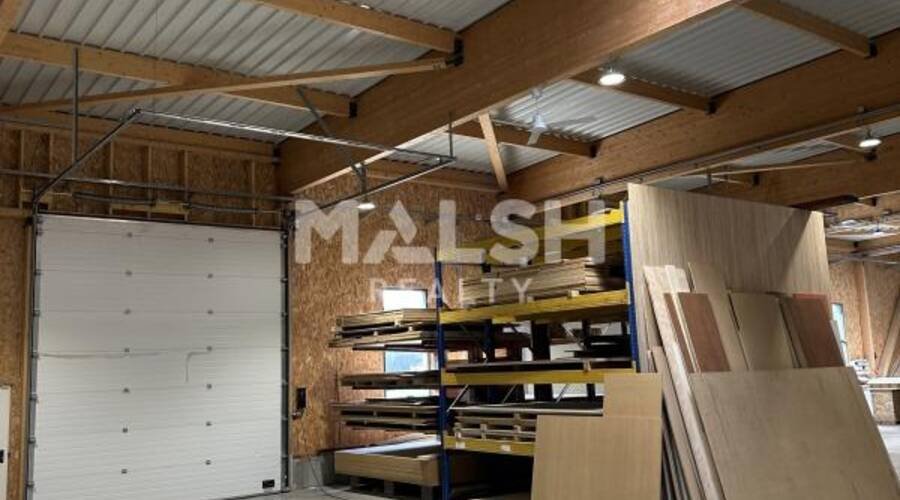 Maison à vendre, 1150m², Saint-Clair-de-la-Tour