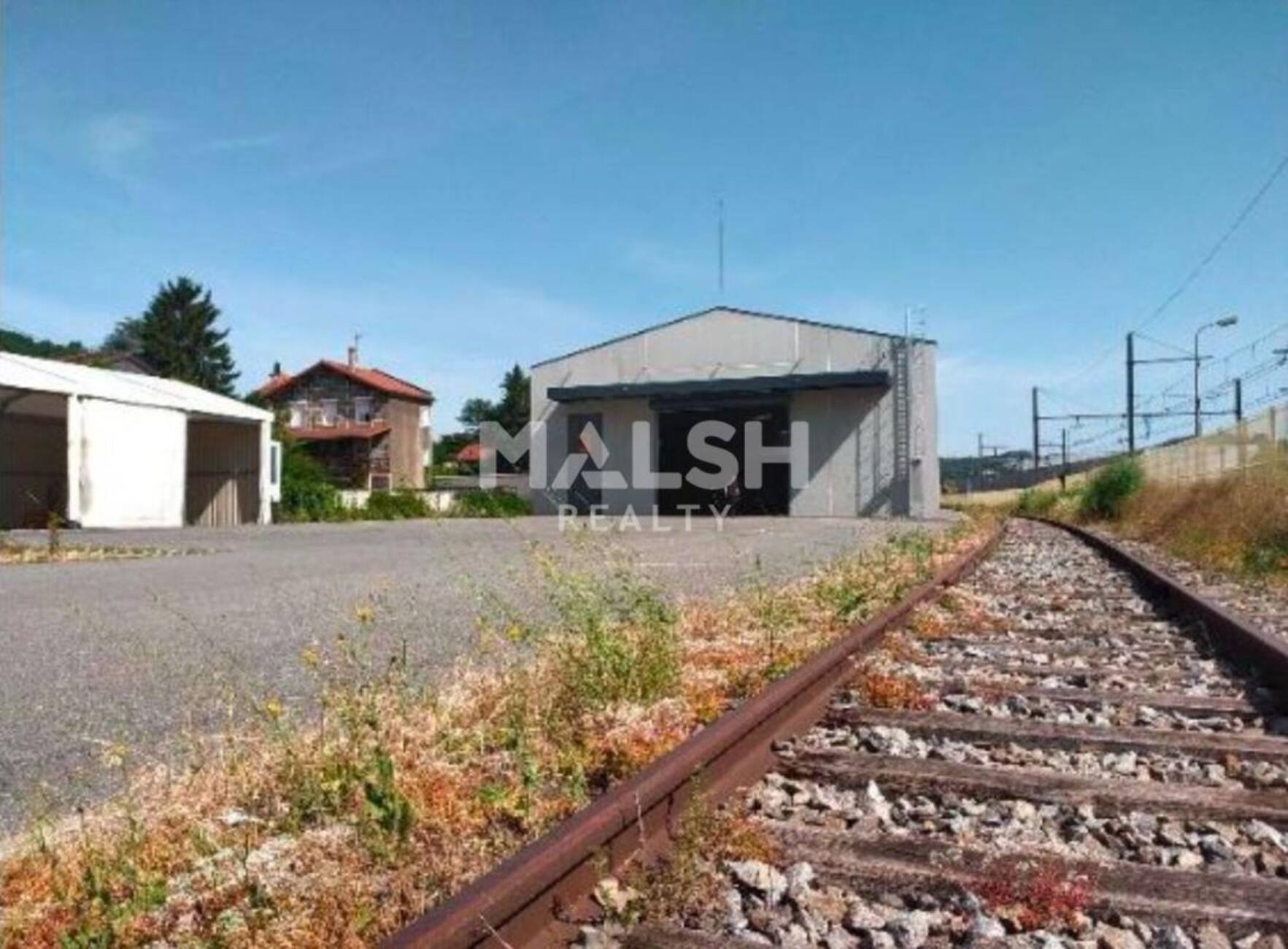 Maison à louer, 1625m², Saint-Romain-en-Gal