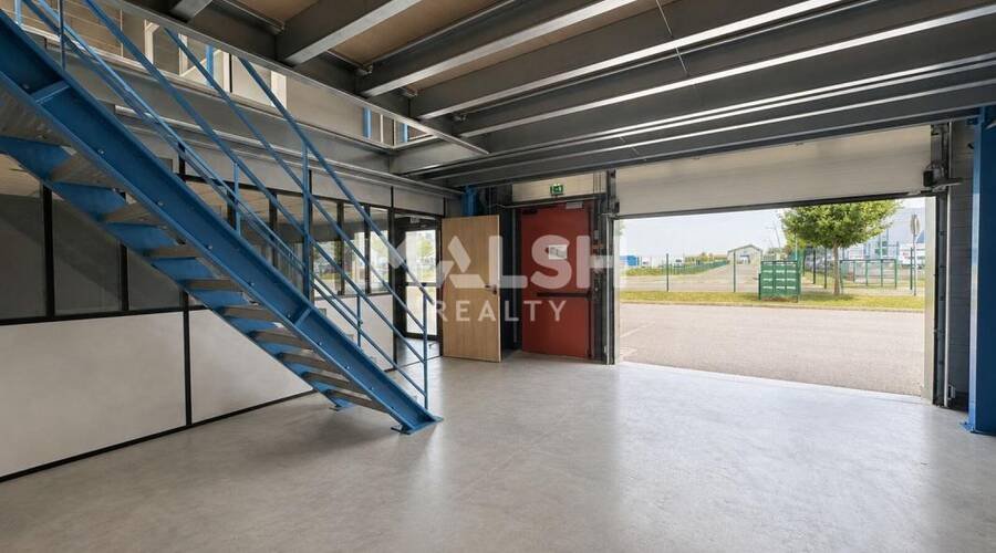 Maison à louer, 210m², Civrieux
