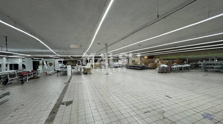 Maison à vendre, 2500m², Saint-Étienne