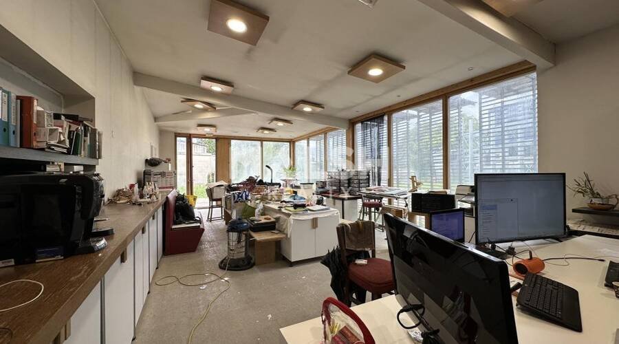 Maison à vendre, 370m², Massieux