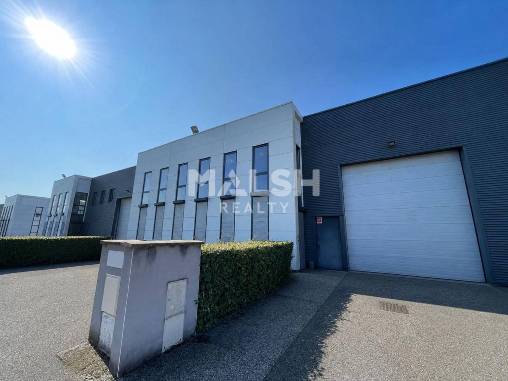 Maison à louer, 731m², Vénissieux