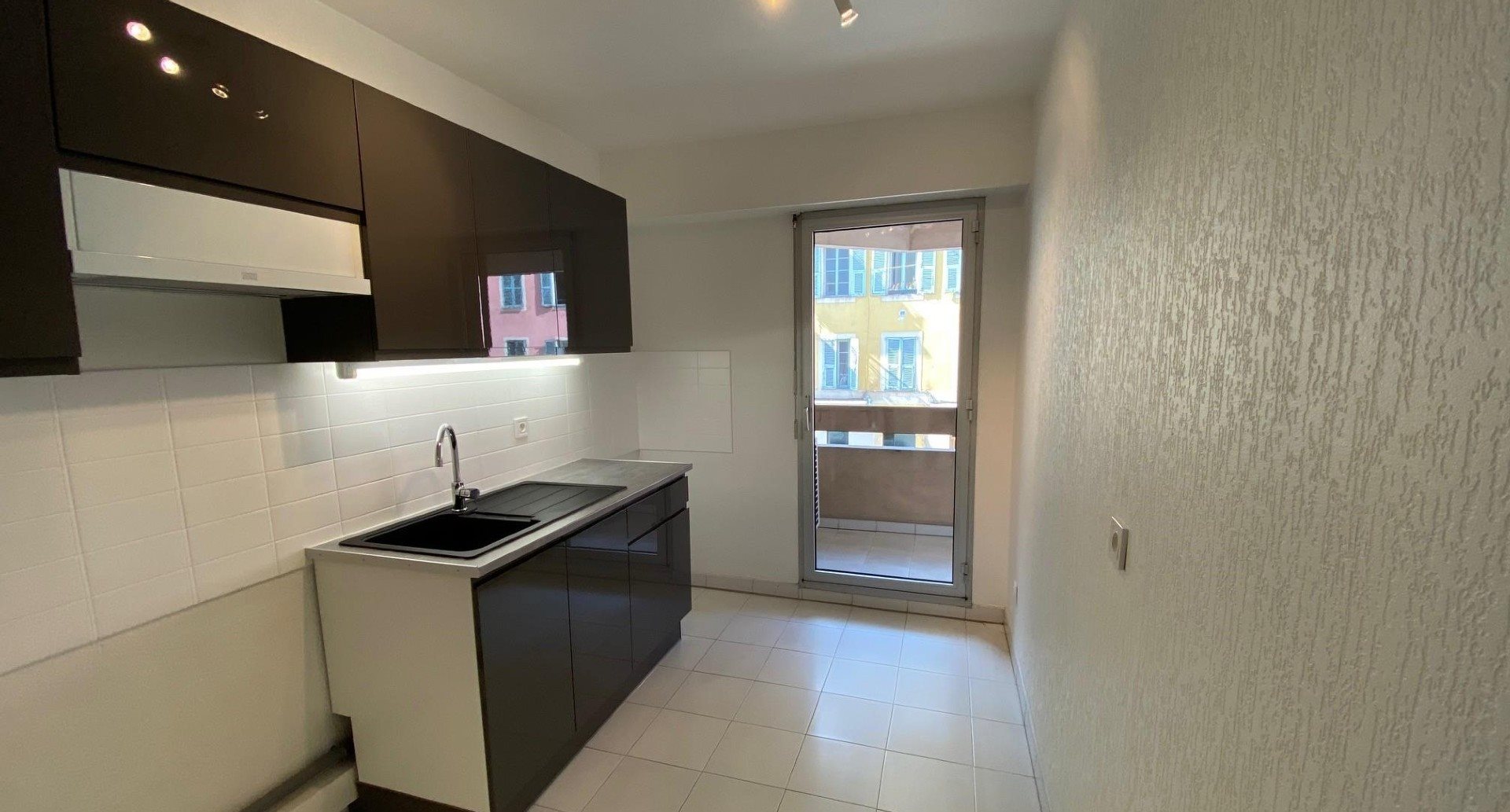 Appartement à louer, 3m², Nice