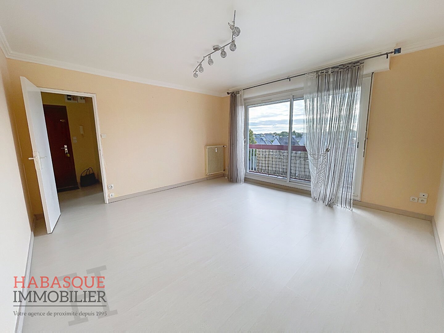 Appartement à louer, 68m², Lesneven