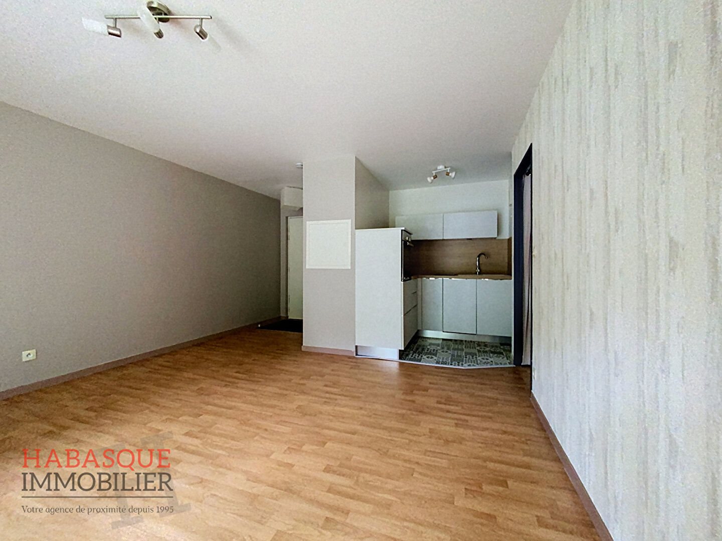 Appartement à louer, 42m², Landivisiau