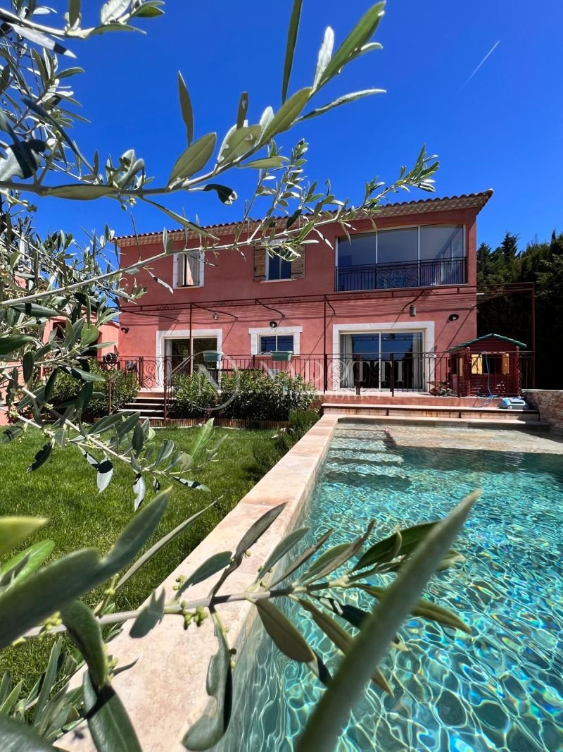 Maison à vendre, 234m², L'Isle-sur-la-Sorgue