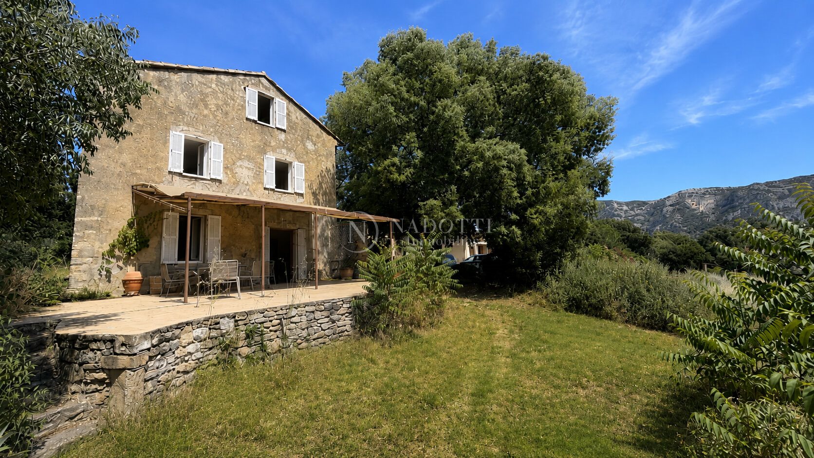 Maison à vendre, 390m², Robion