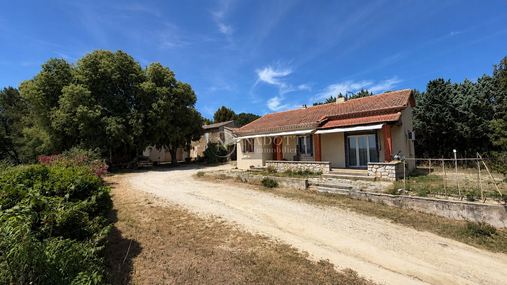 Maison à vendre, 390m², Robion