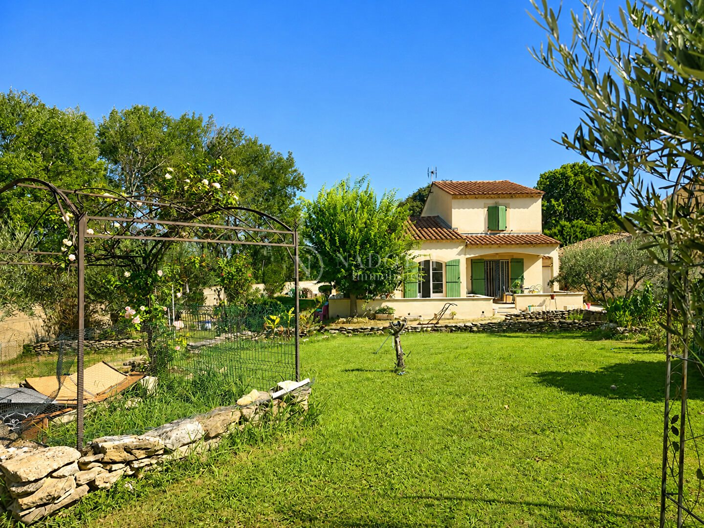 Maison à vendre, 153m², Robion