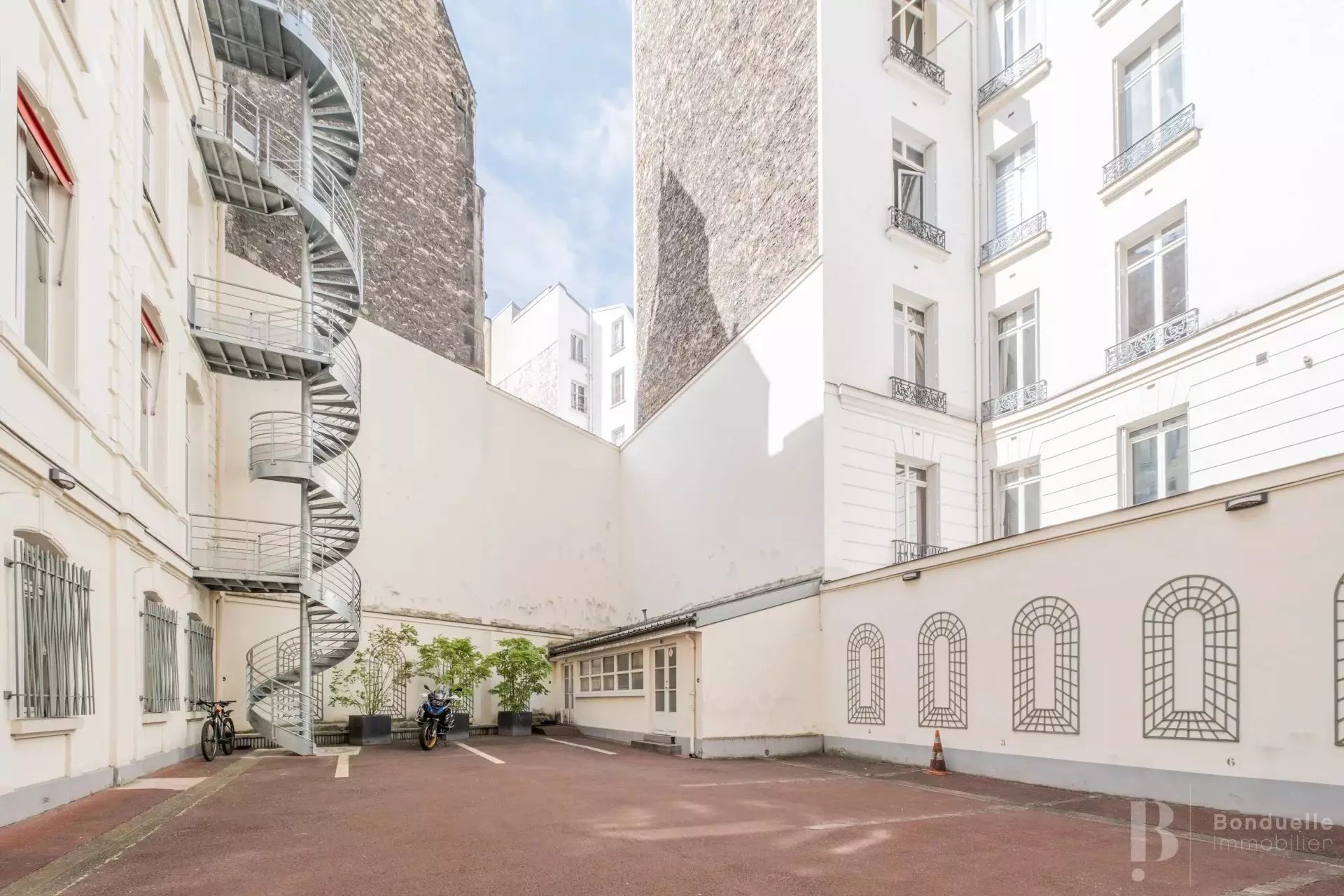 Maison à louer, 248m², Paris 8ème