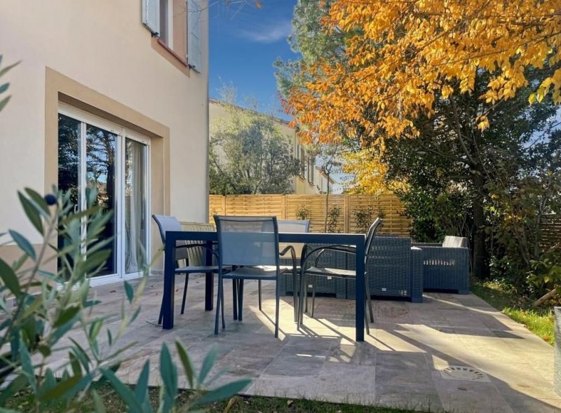 Maison à vendre, 90m², Montaren-et-Saint-Médiers