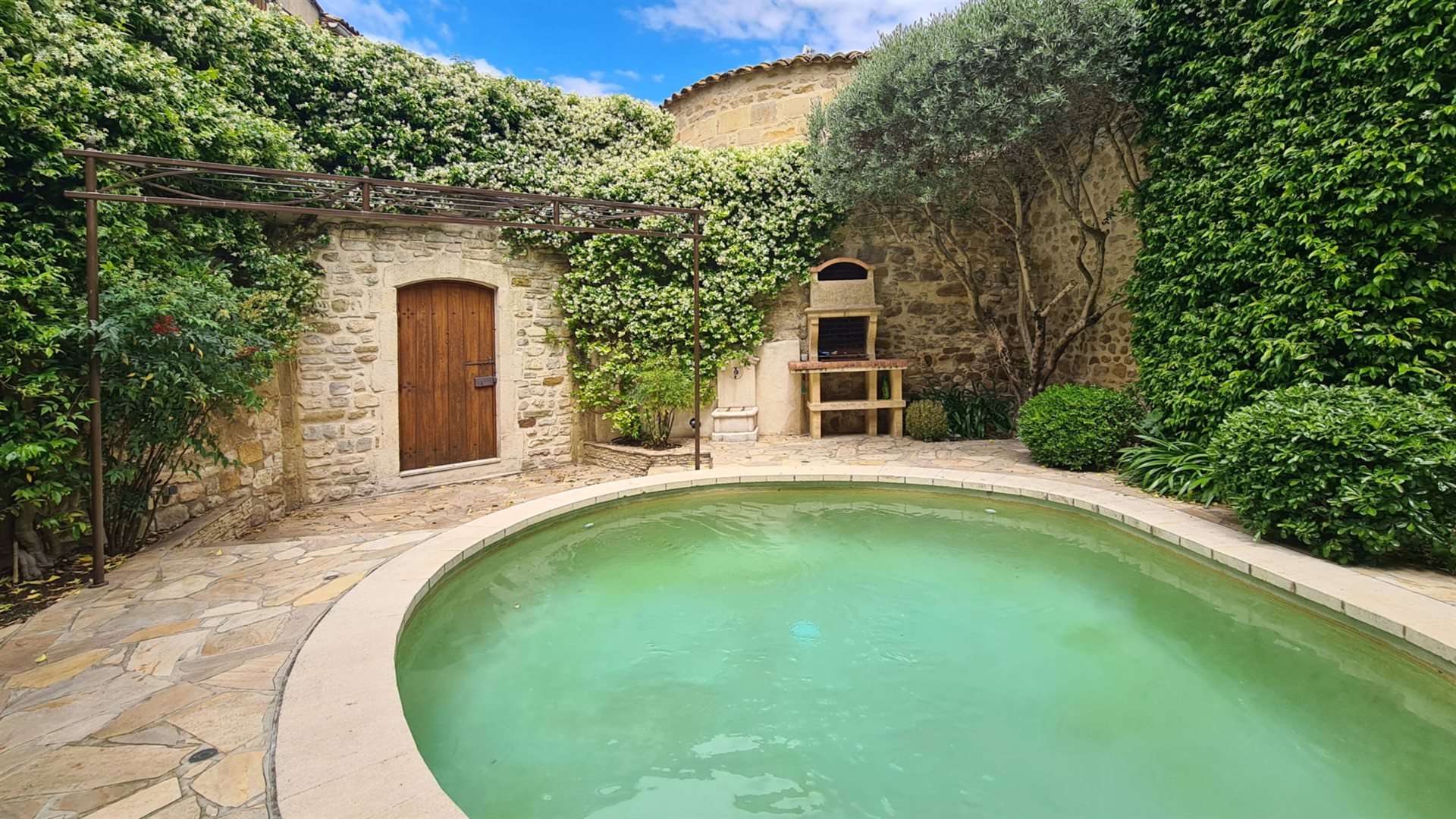 Maison à vendre, 152m², Nîmes