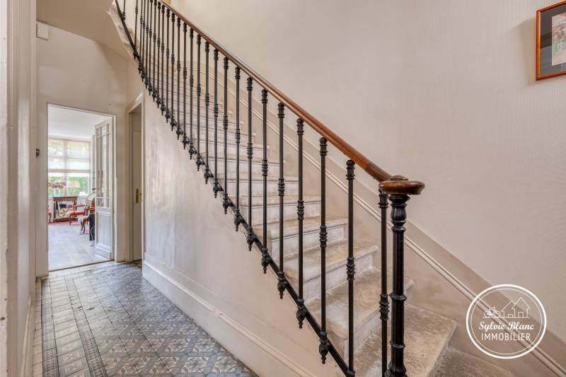 Maison à vendre, 197m², La Croix-Blanche