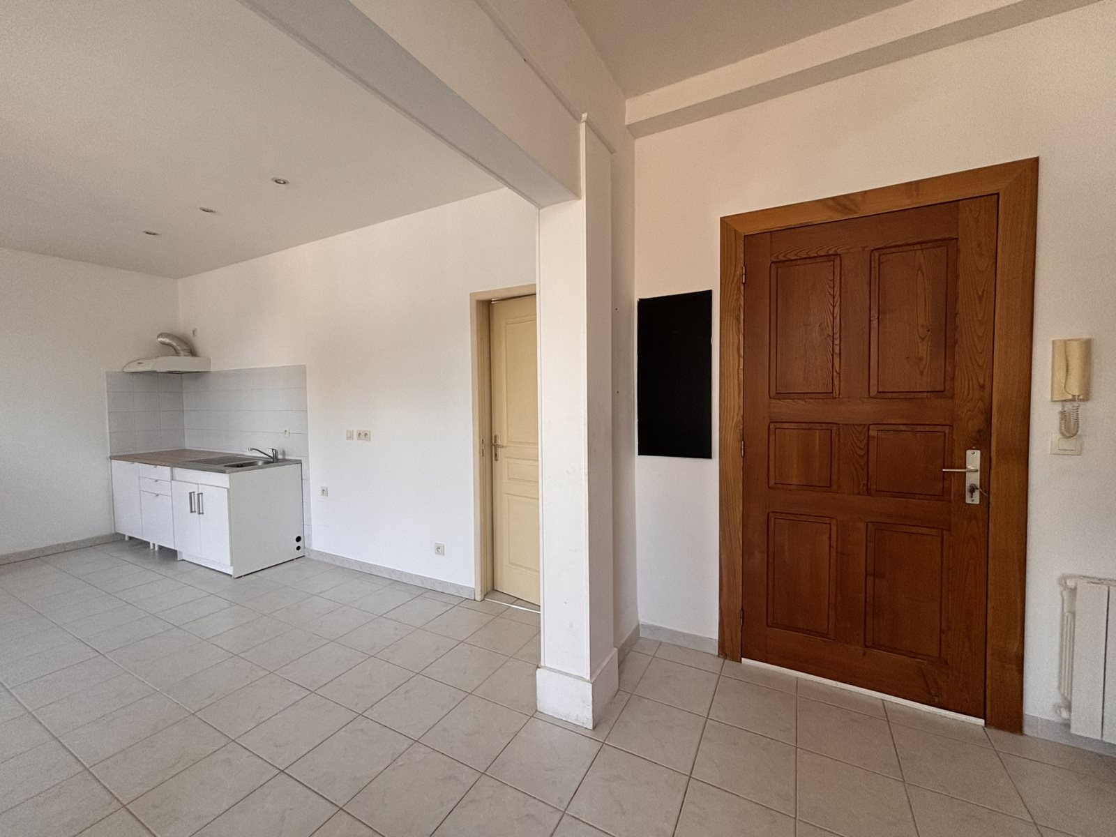 Appartement à louer, 80m², Alignan-du-Vent
