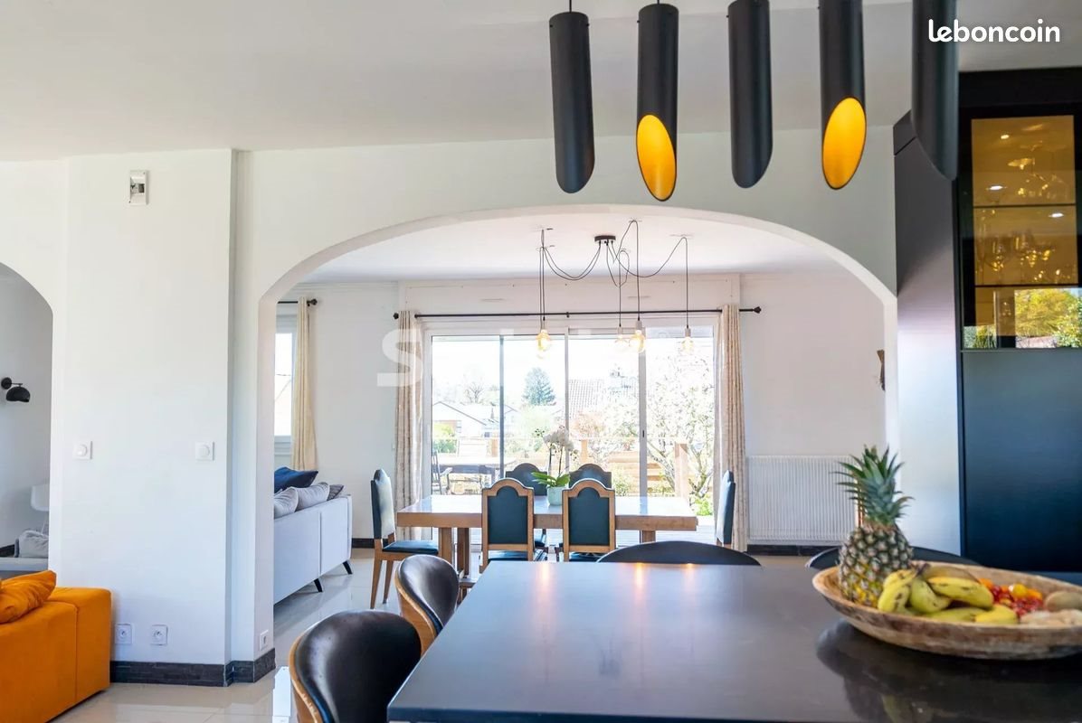 Maison à vendre, 262m², Chens-sur-Léman