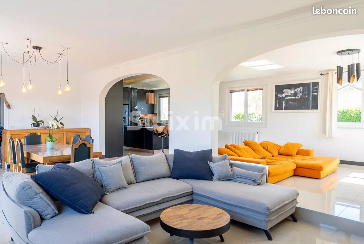 Maison à vendre, 262m², Chens-sur-Léman