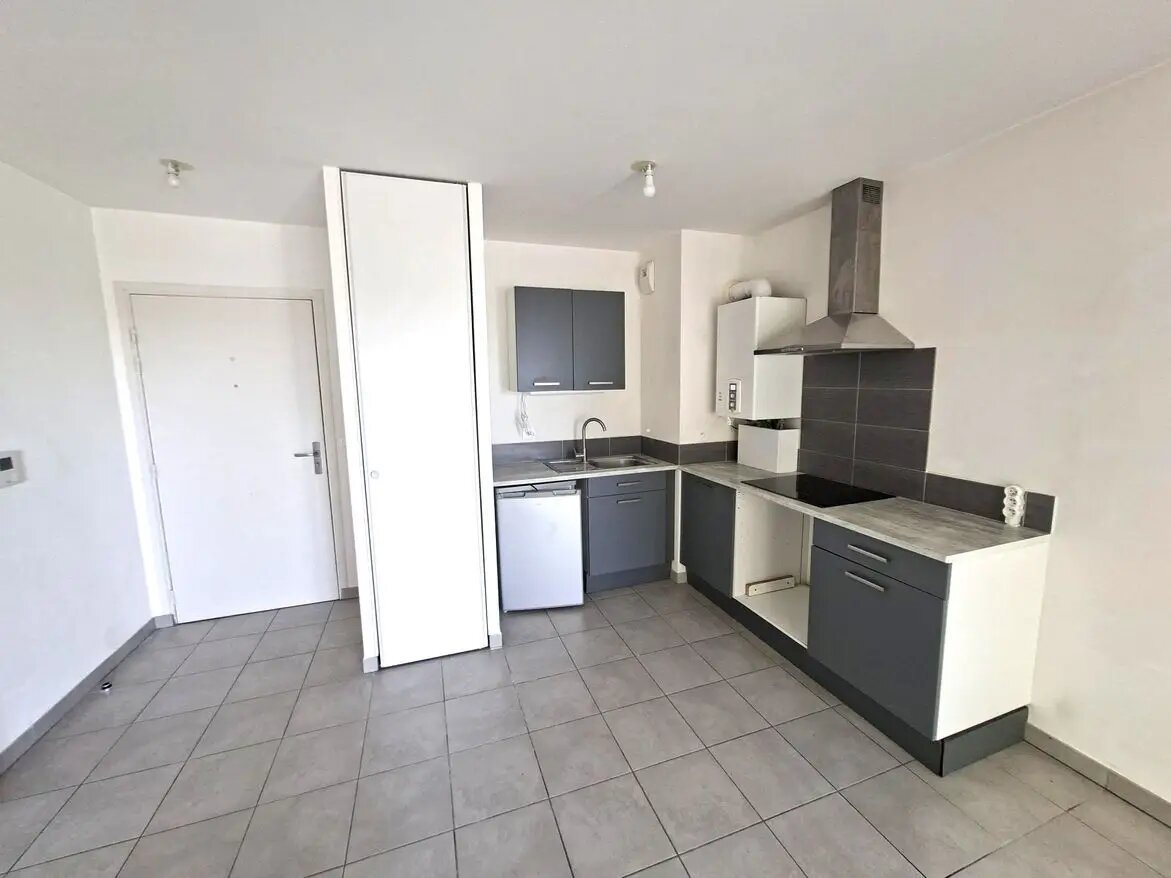 Appartement à vendre, 42m², Vénissieux