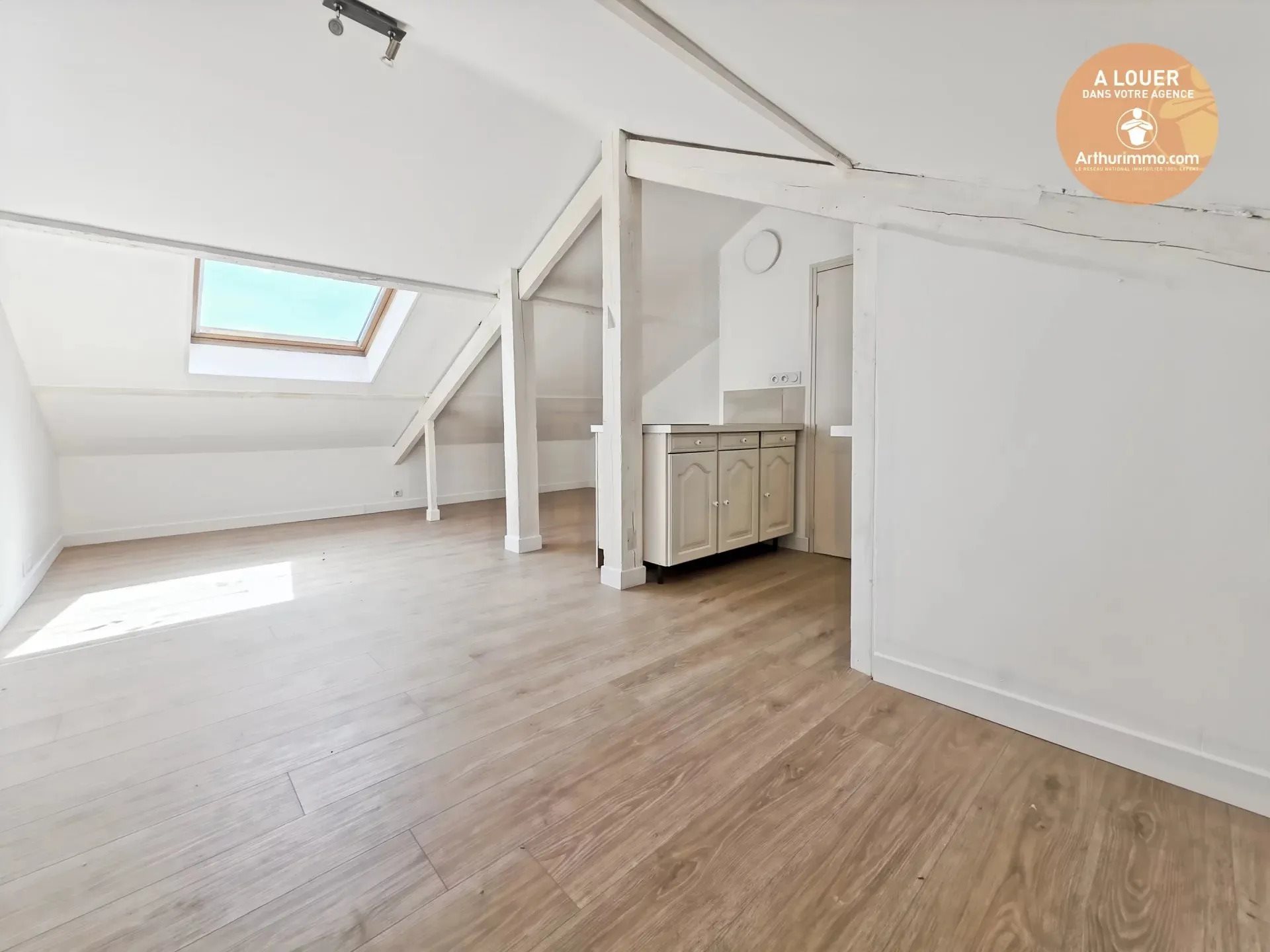 Appartement à louer, 10m², Corbeil-Essonnes