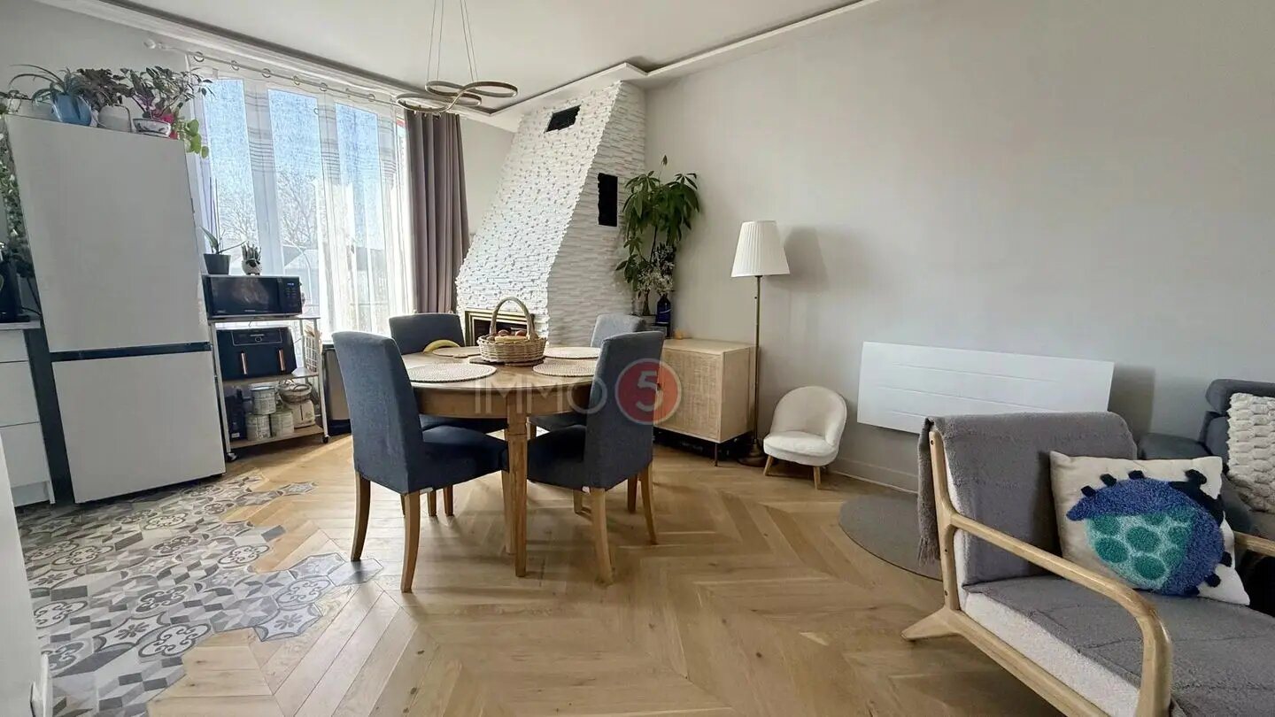 Appartement à louer, 78m², Villemomble