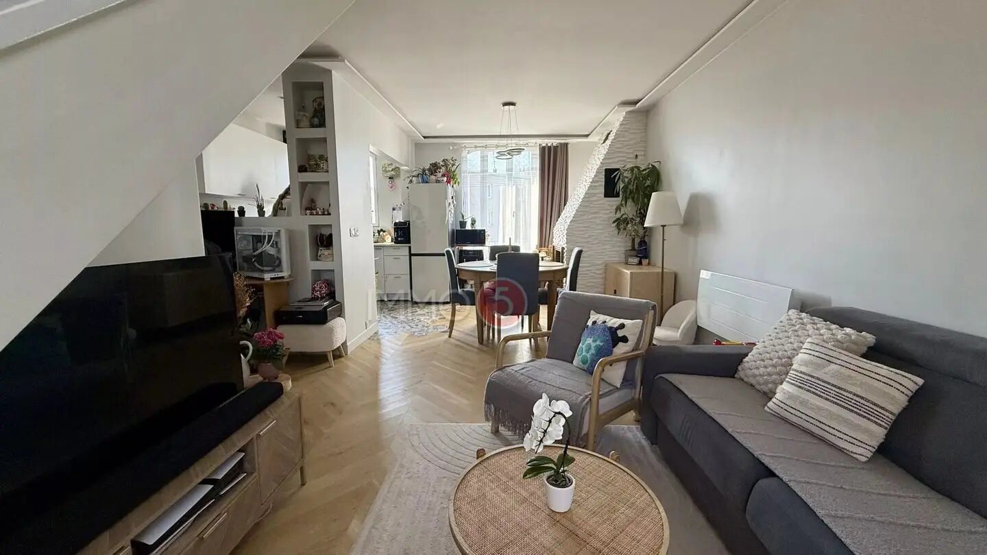 Appartement à louer, 78m², Villemomble