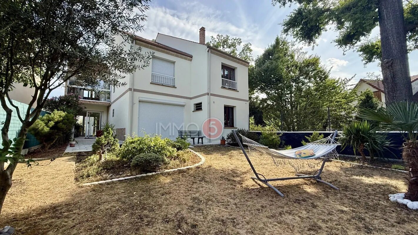 Maison à vendre, 242m², Villemomble