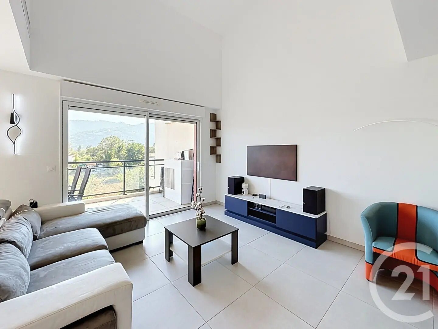 Appartement à vendre, 118m², La Roquette-sur-Siagne