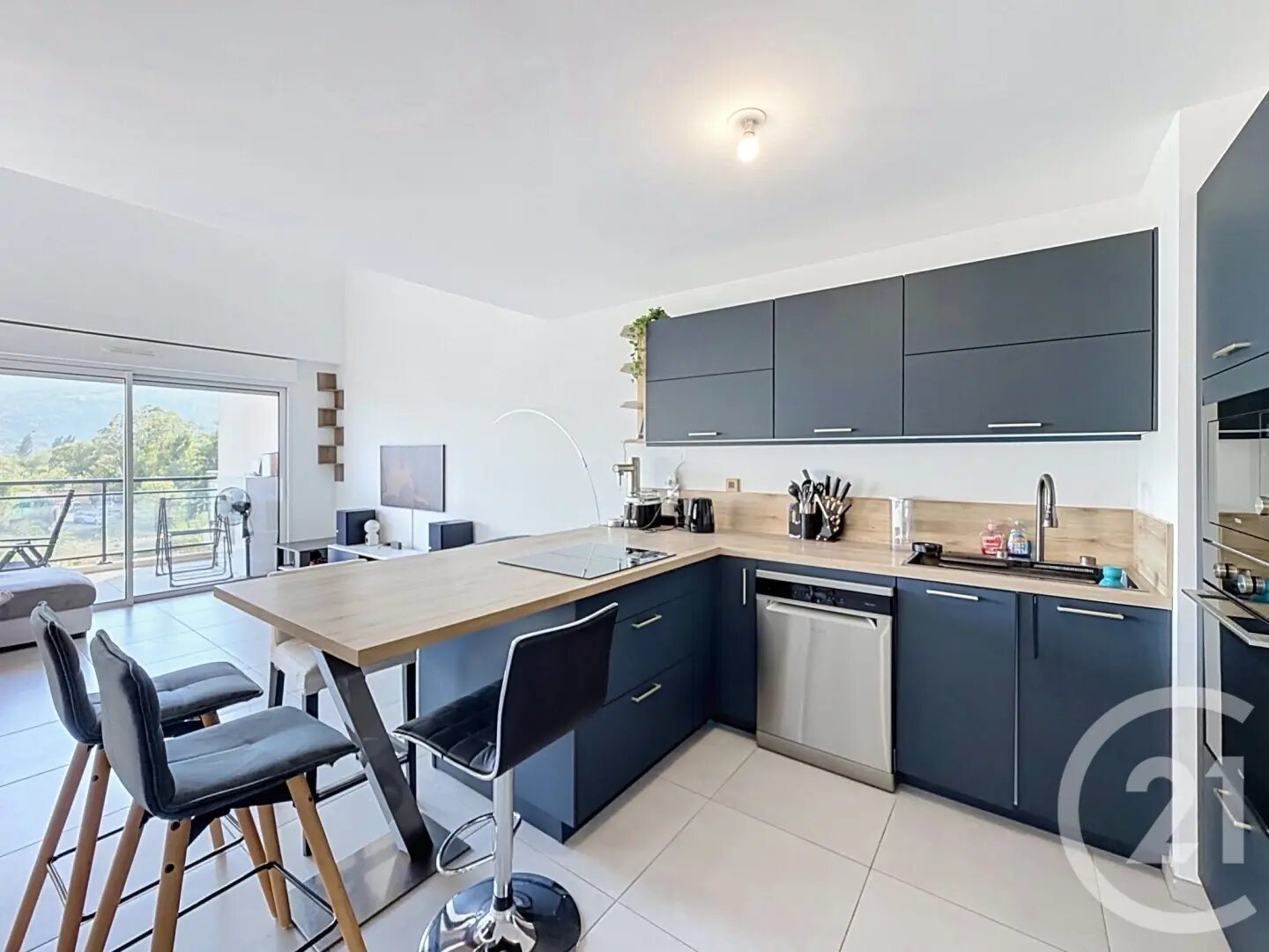Appartement à vendre, 118m², La Roquette-sur-Siagne