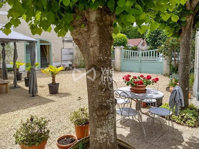 Maison à vendre, 560m², La Roche-Posay