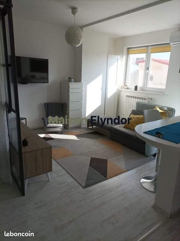 Appartement à louer, 32m², Montreuil