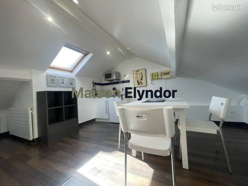 Appartement à louer, 25m², Clichy