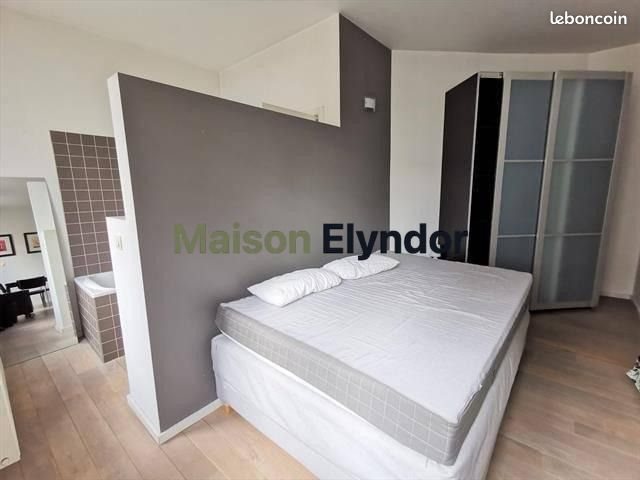 Appartement à louer, 42m², Issy-les-Moulineaux