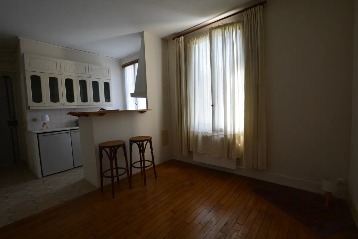 Appartement à louer, 22m², Courbevoie
