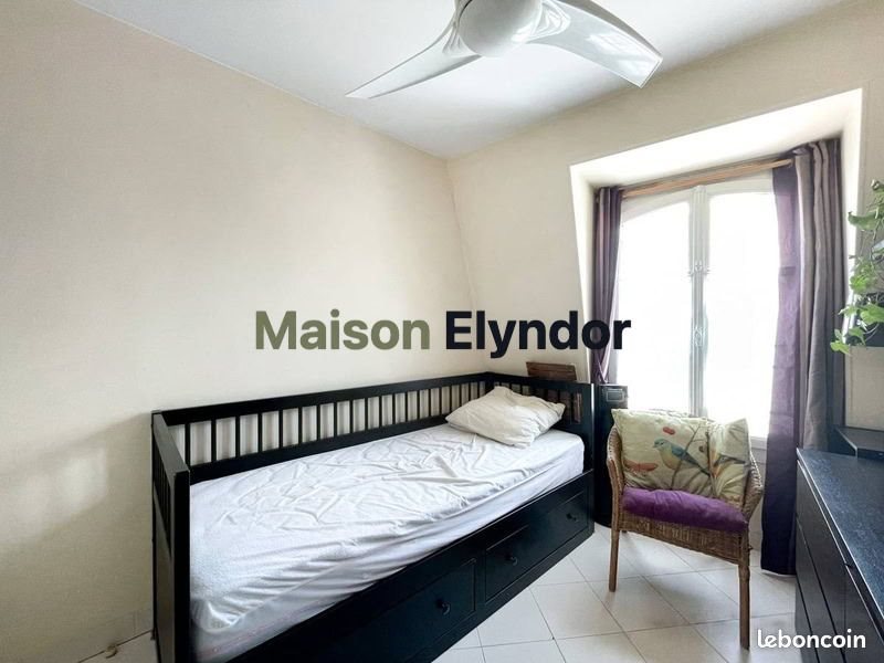 Appartement à louer, 10m², Paris 9ème