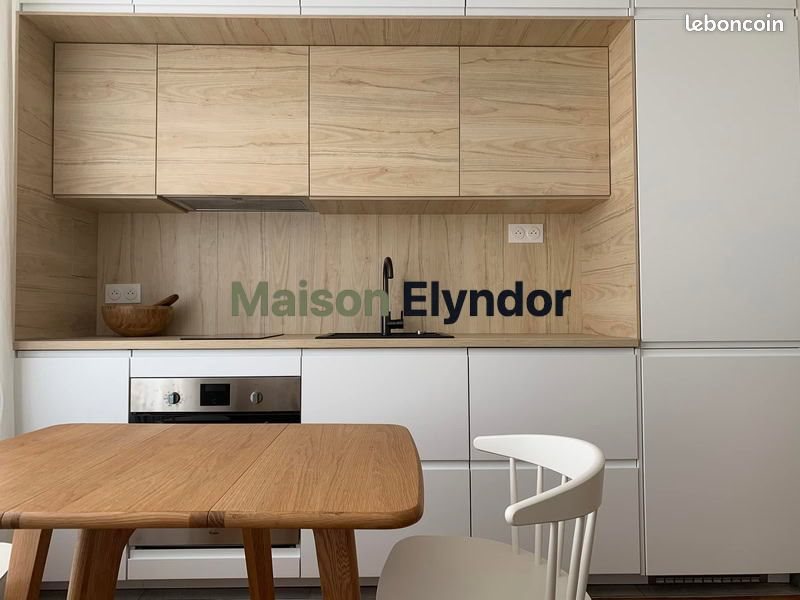 Appartement à louer, 32m², Courbevoie