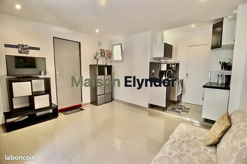 Appartement à louer, 22m², Montreuil