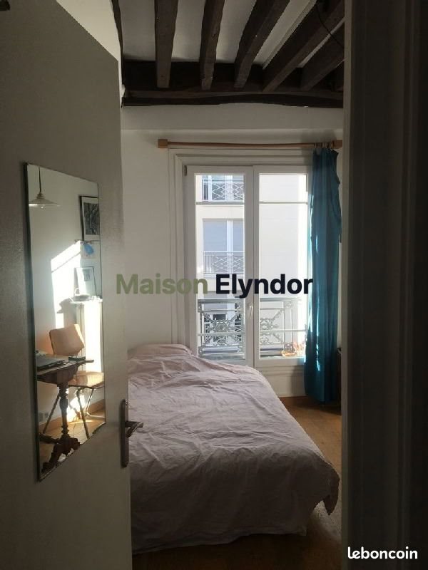 Appartement à louer, 18m², Paris 18ème